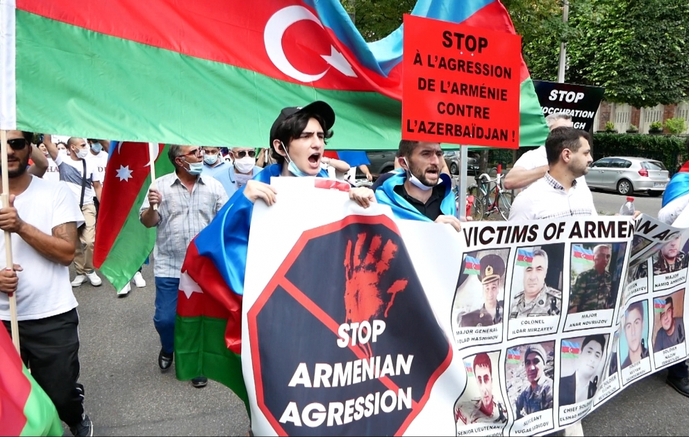 Ermənistanın hərbi təxribatına qarşı etiraz aksiyası Strasburqda da keçirilibVİDEO