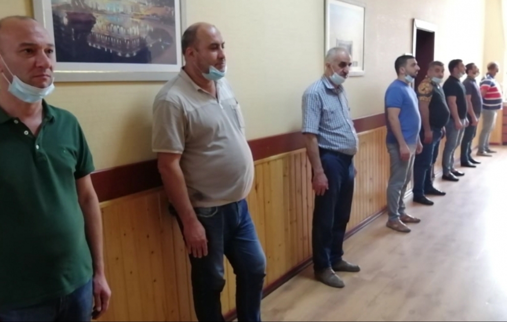 Abşeron rayonunda karantin qaydalarına zidd olaraq gizli fəaliyyət göstərən restoran aşkarlanıb VİDEO