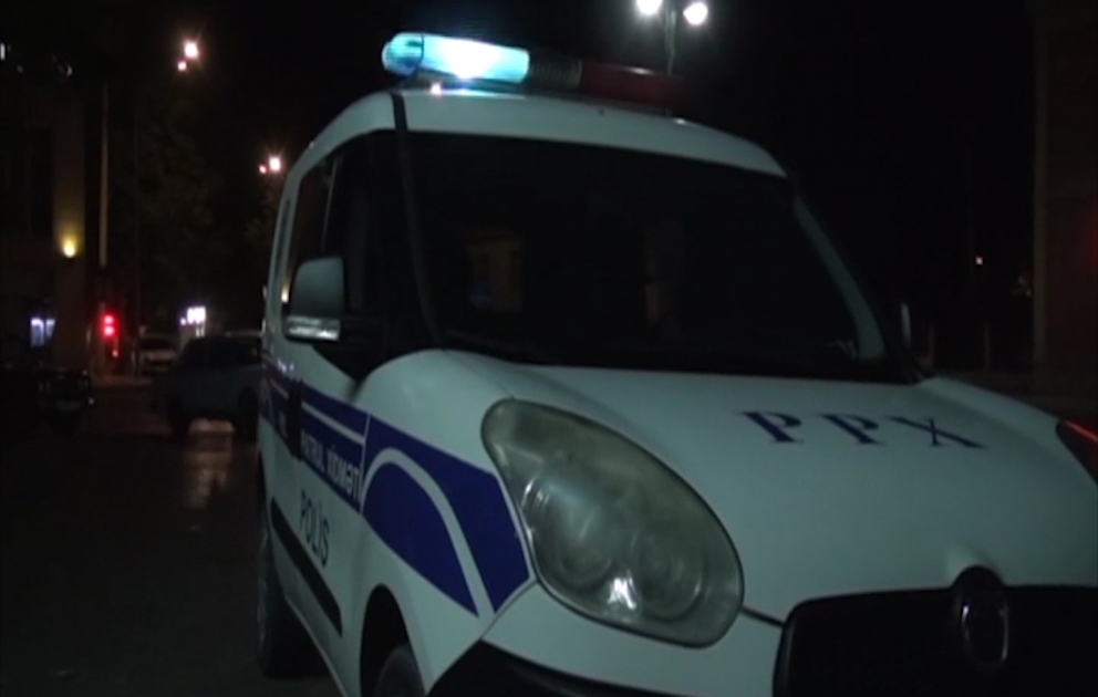 Arvadına bıçaqla xəsarət yetirib ölümünə səbəb olmaqda şübhəli bilinən şəxs tutulub VİDEO