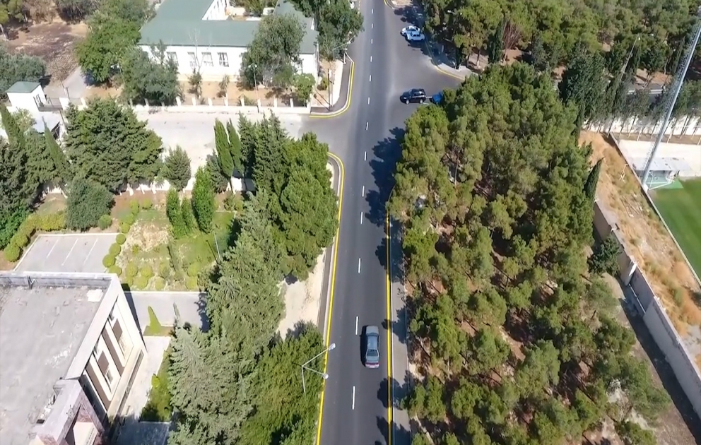 Suraxanı rayonunda təmirə ehtiyacı olan 18 kilometr yol yenidən qurulur VİDEO