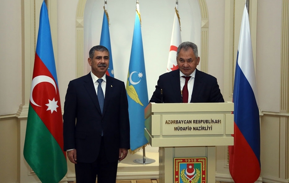 Azerbaijan, Russia discuss military cooperation VIDEO