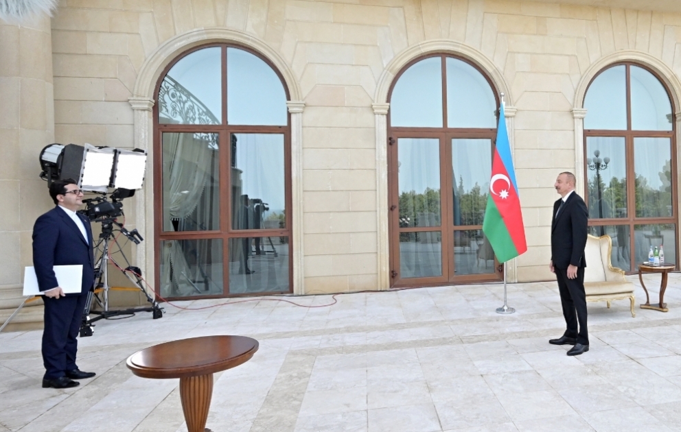 Prezident İlham Əliyev: Azərbaycan İslam həmrəyliyinin möhkəmləndirilməsi işinə öz töhfəsini verir və böyük səylər göstərir VİDEO