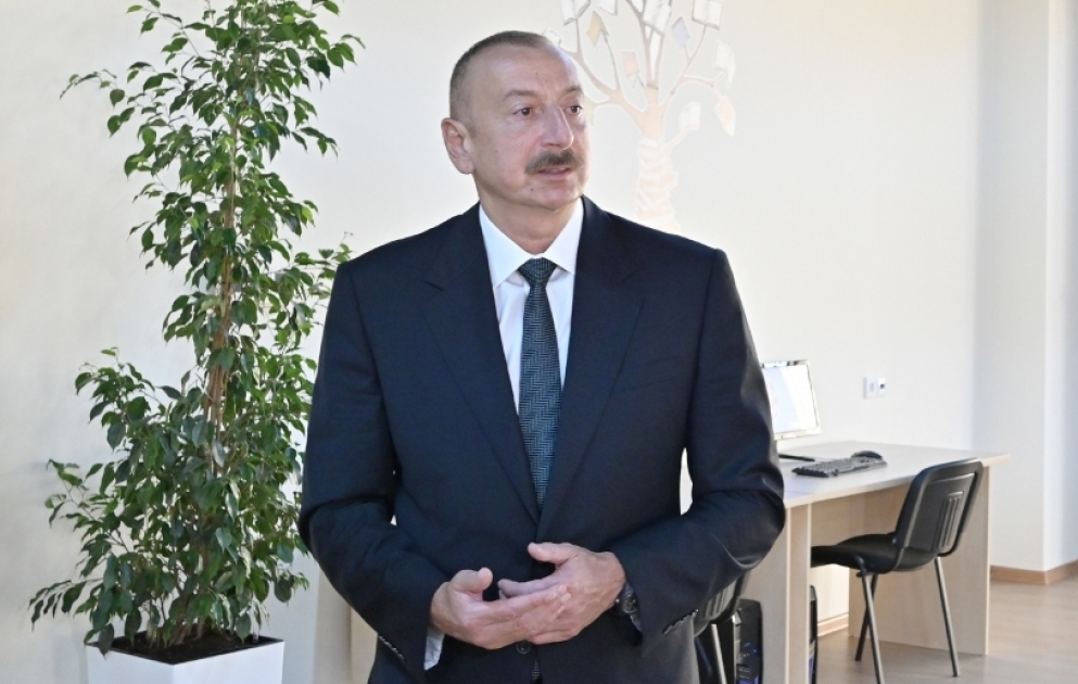Prezident İlham Əliyev: Biz daxili tələbatı nə qədər mümkünsə, yerli məhsullar hesabına təmin etməliyik VİDEO