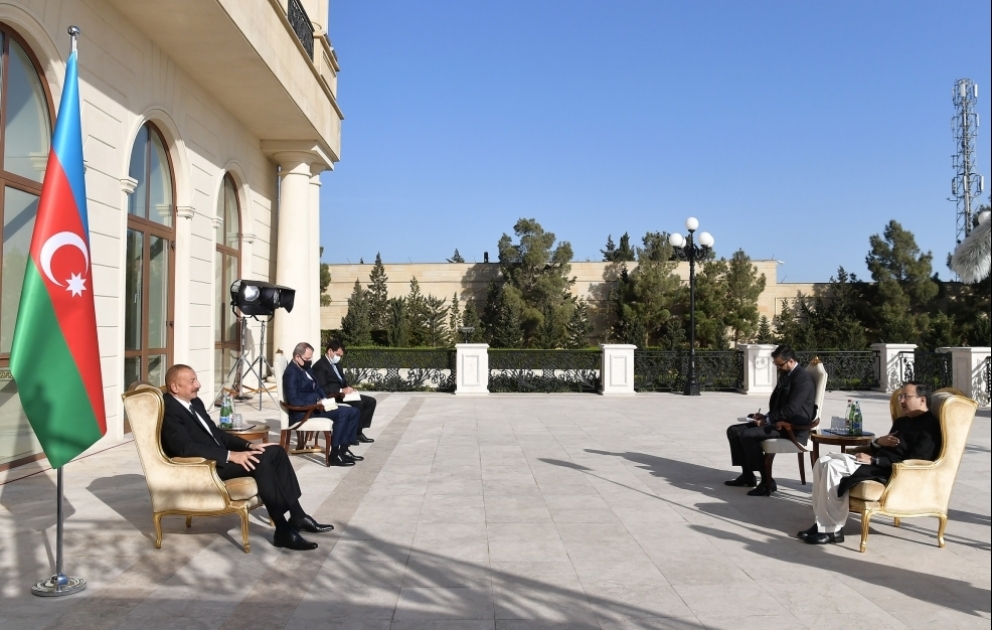 Prezident İlham Əliyev: İslamofobiya və Azərbaycanofobiya siyasəti artıq Ermənistanın rəsmi ideologiyasına çevrilib VİDEO