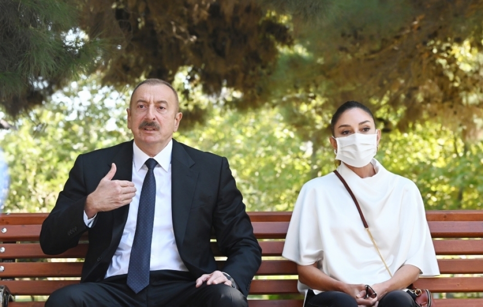 Prezident İlham Əliyev: Azərbaycan əsgəri, Azərbaycan zabiti öz vətəndaşlıq borcunu şərəflə yerinə yetirir VİDEO