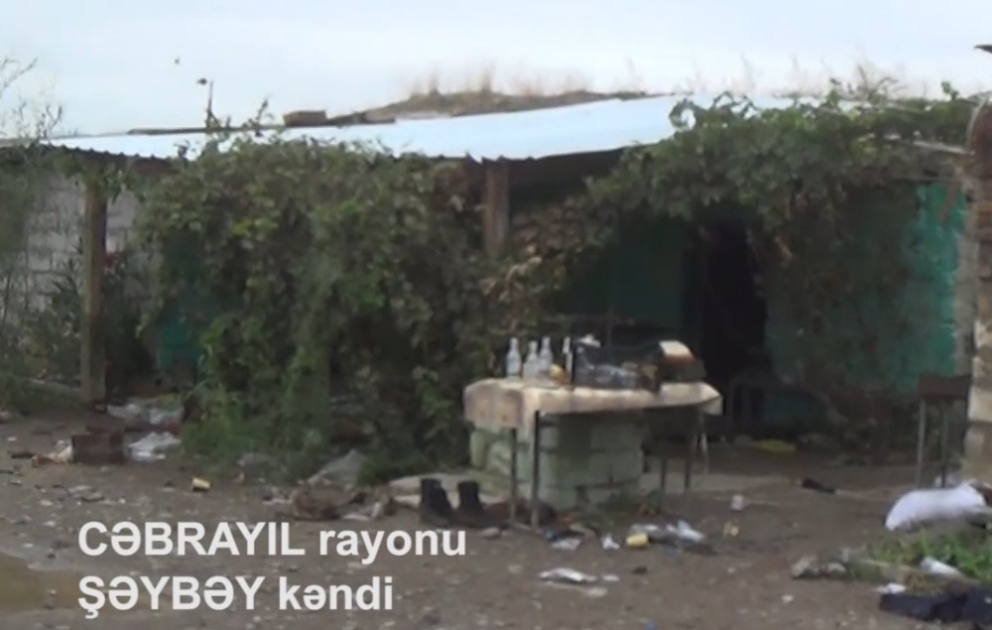Azərbaycan Müdafiə Nazirliyi işğaldan azad olunan Cəbrayıl rayonunun Şəybəy kəndinin görüntülərini yayıb VİDEO