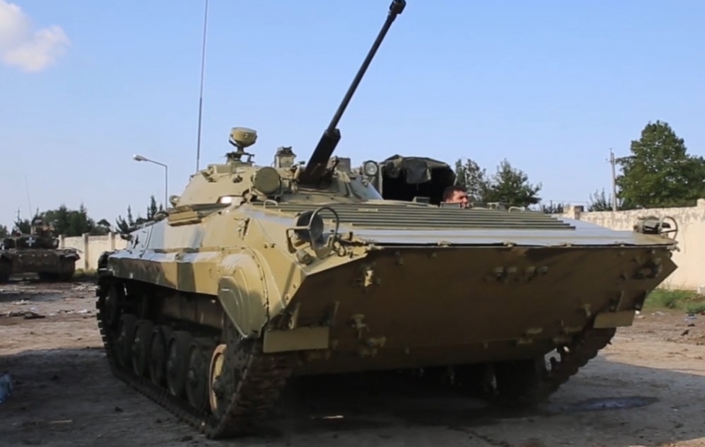 Министерство обороны: Оставленная противником военная техника перекрашивается в цвет военной техники Азербайджанской армии ВИДЕО