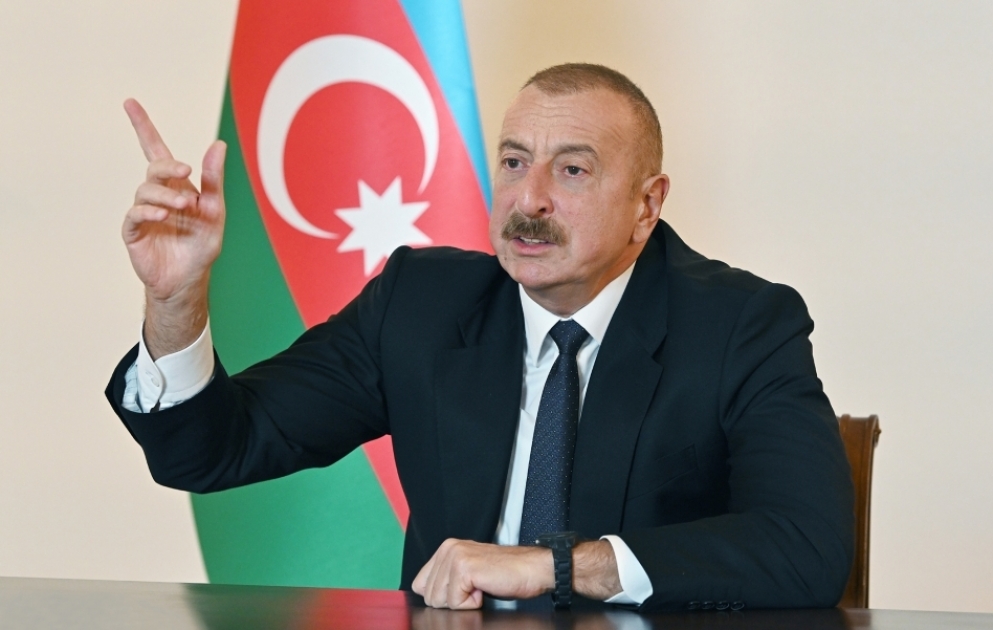 Azərbaycan Prezidenti : Ordumuz həm maddi-texniki təchizat, həm də döyüş hazırlığı baxımından tam üstünlüyə yiyələnib VİDEO