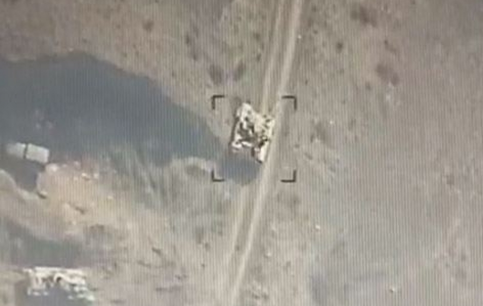 Düşmənin bir sıra hərbi texnikası Azərbaycan Ordusunun bölmələri tərəfindən məhv edilib VİDEO