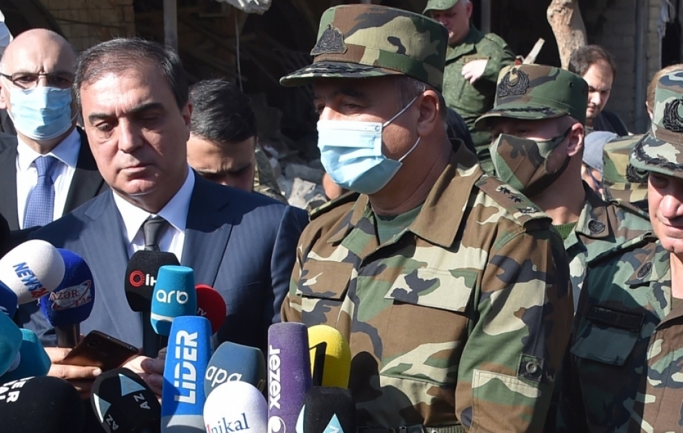 Gəncənin raket atəşinə tutulması nəticəsində dəymiş ziyanın qiymətləndirilməsi məqsədilə FHN-in xüsusi komissiyası fəaliyyət göstərir VİDEO