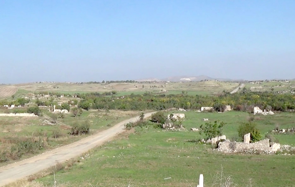 İşğaldan azad olunan Füzuli şəhərinin mərkəzində Azərbaycan bayrağı qaldırılıb VIDEO