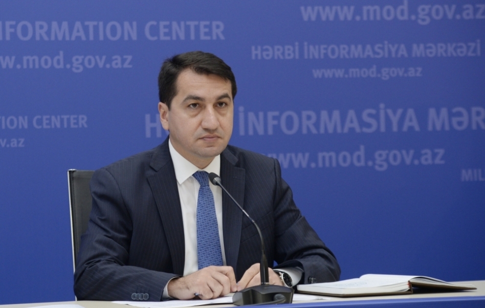 Hikmət Hacıyev: Ermənistan Azərbaycanın mülki əhalisinə qadağan edilmiş ən güclü silahlardan istifadə etməklə atəş açır VİDEO