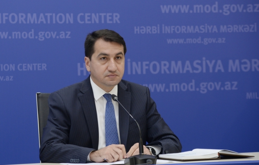 Хикмет Гаджиев: Армения подвергает обстрелу мирное население Азербайджана, используя самое мощное запрещенное оружие ВИДЕО