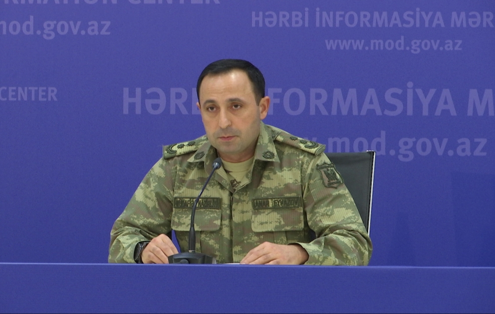 Anar Eyvazov: Azərbaycan əsgəri düşmənin 30 il müddətində qurduğu istehkamları yarır, pusquları dağıdır və hədəfə yaxınlaşır VİDEO
