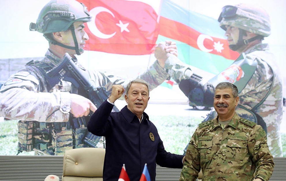 Azərbaycan və Türkiyə Müdafiə nazirlərinin görüşü keçirilib VİDEO