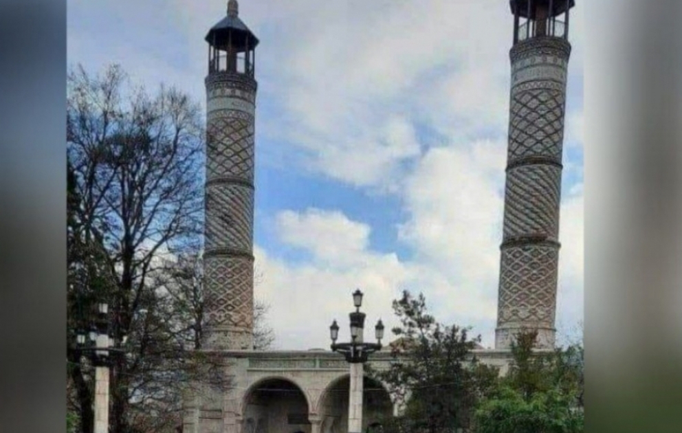 Un appel à la prière musulman récité à Choucha après 28 ans VIDEO