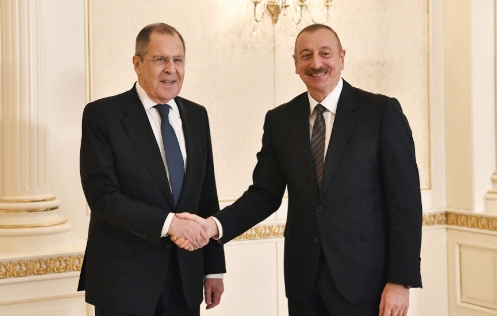 Президент Ильхам Алиев принял министра иностранных дел России Сергея Лаврова ВИДЕО