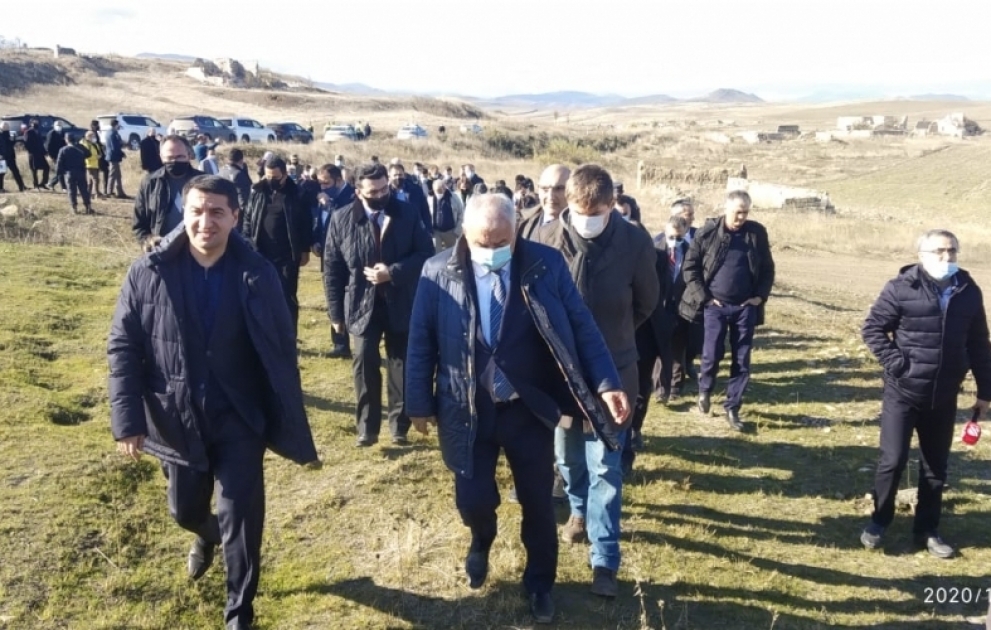 Diplomatik korpusun nümayəndələri Füzuli şəhərində Ermənistan silahlı qüvvələrinin törətdikləri vəhşilikləri gözləri ilə görüblər VİDEO