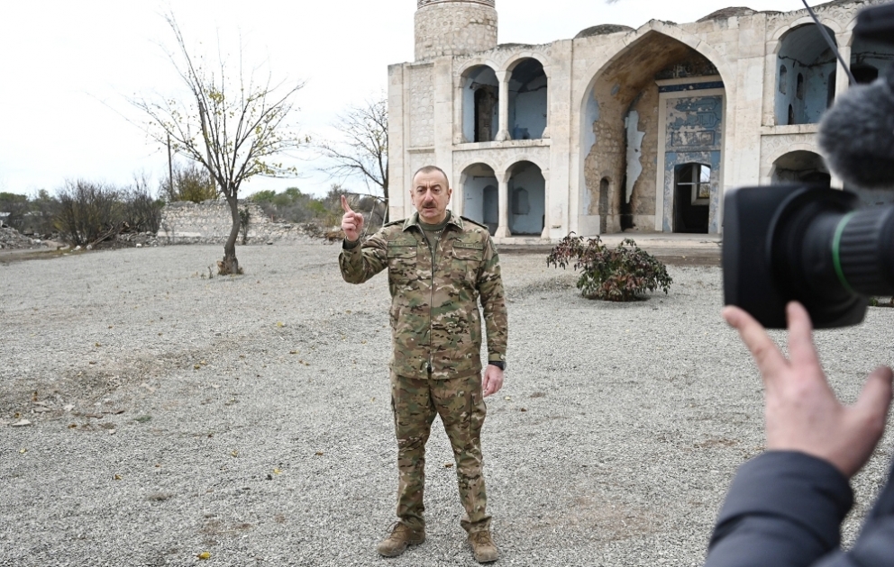 Prezident: Biz Koçaryan, Sarkisyan ordusunu, Xocalı qatillərini məhv etmişik, onları qabağımızda diz çökdürmüşük VİDEO