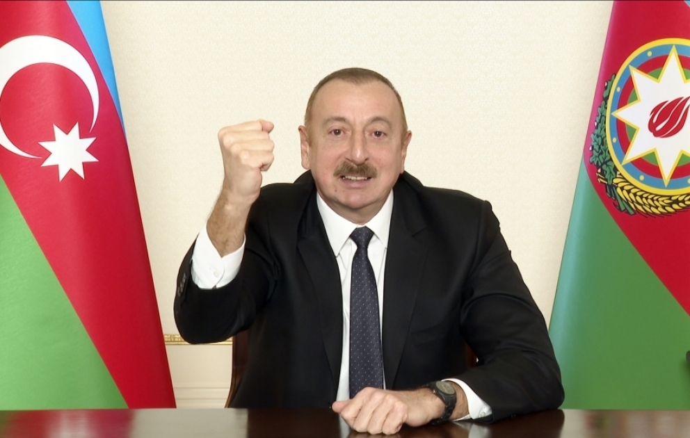 Президент Ильхам Алиев поздравил азербайджанский народ с освобождением Лачина от оккупации ВИДЕО