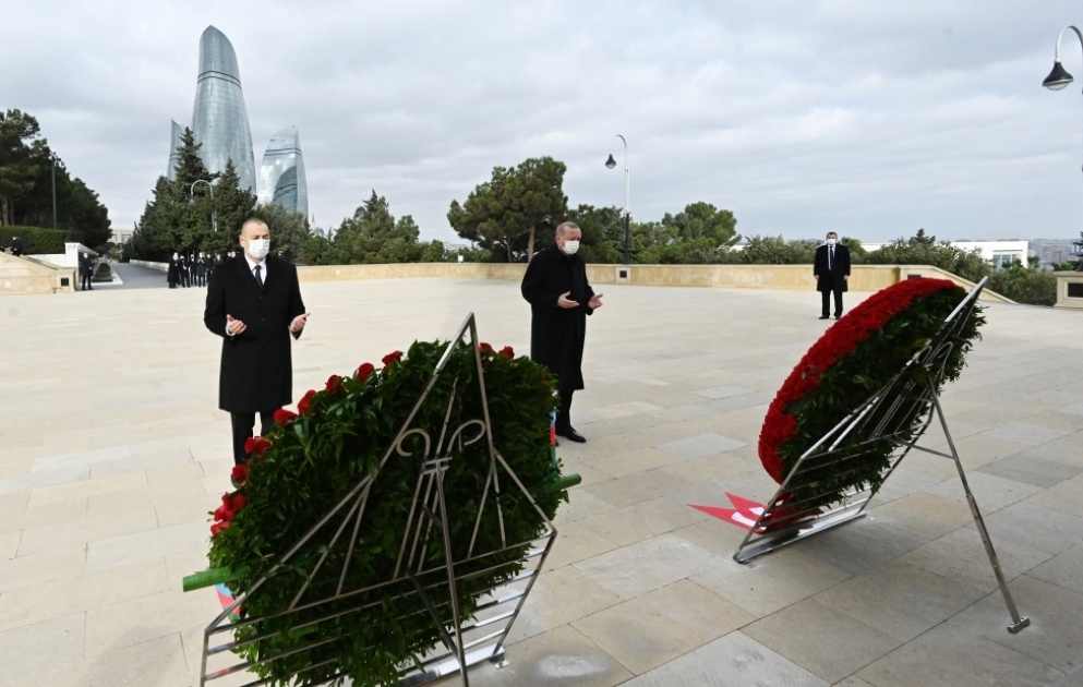 President Ilham Aliyev and President Recep Tayyip Erdogan paid tribute to Azerbaijani martyrs VIDEO