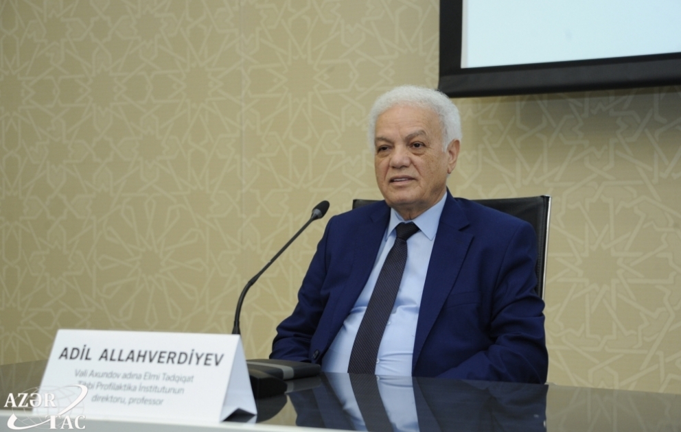 Adil Allahverdiyev: Vaksinin əsas hədəfi immun sistemini aktiv vəziyyətə gətirməkdir VİDEO