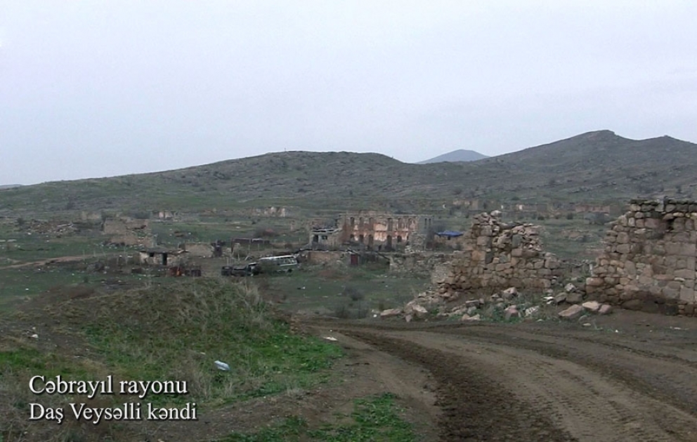 Azerbaijan’s Ministry of Defense releases video footage of Dash Veysalli village of Jabrayil district VIDEO