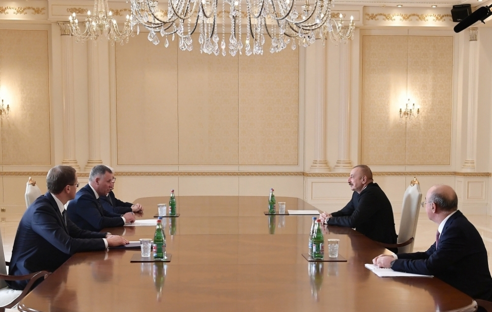 Präsident Ilham Aliyev empängt Katastrophenschutzminister Russlands VIDEO