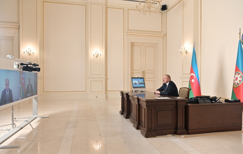 Präsident Ilham Aliyev empfängt Anar Karimov im Zusammenhang mit der Ernennung zum neuen Kulturminister im Videoformat VIDEO