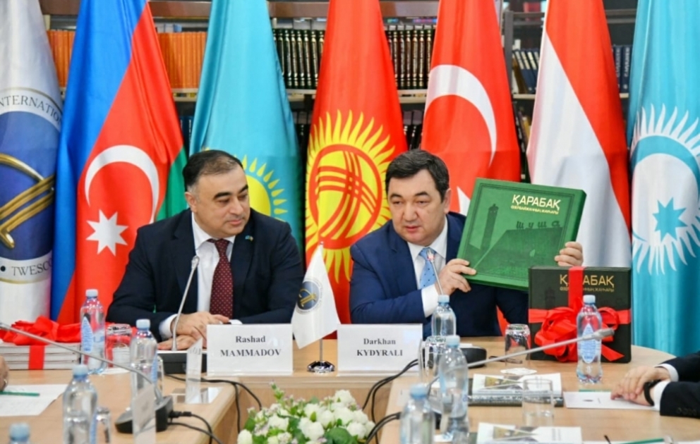 Qazaxıstanda Azərbaycanla bağlı kitabların təqdimatı olub VİDEO