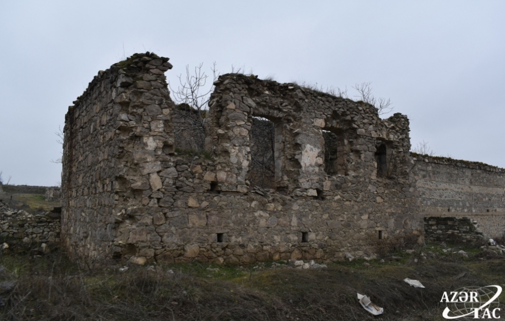 Viran qalmış yurd yerləri - Füzuli rayonunun Qarğabazar və Qoçəhmədli kəndlərindən görüntülər  FOTO VİDEO