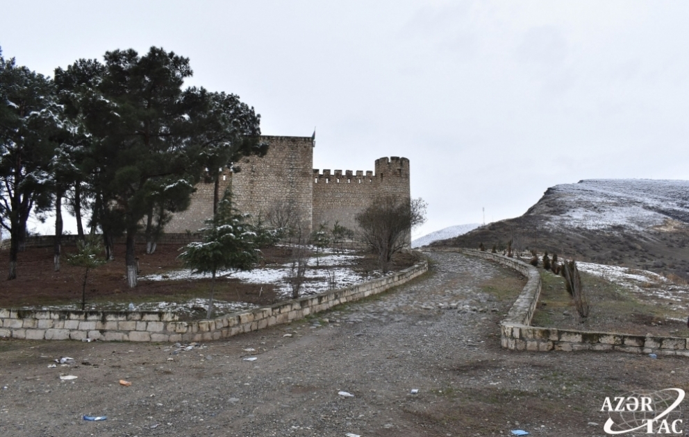 Pənahəli xanın tikdirdiyi Şahbulaq qalası FOTO VİDEO