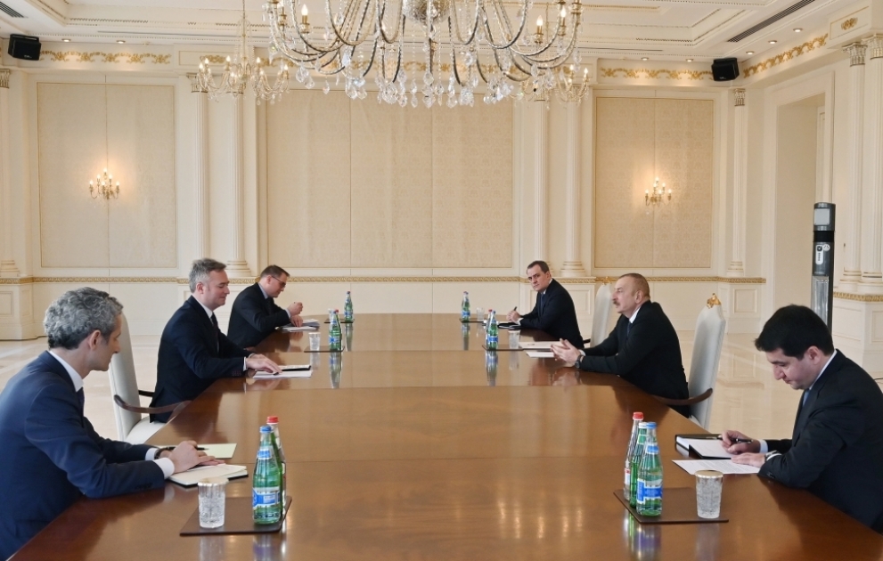 President Ilham Aliyev received French Minister of State attached to Minister for Europe and Foreign Affairs VIDEO