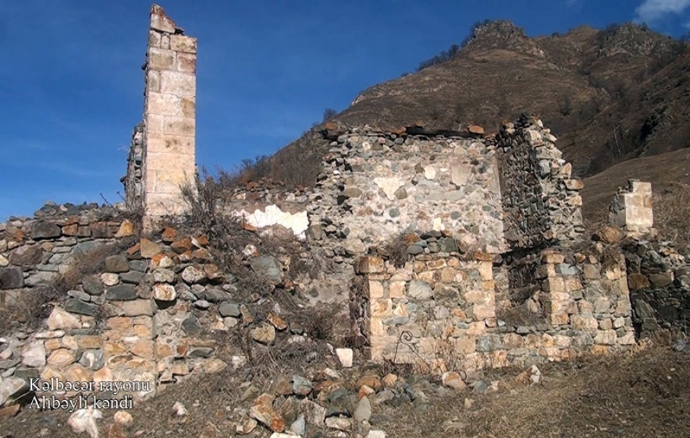Azerbaijan’s Defense Ministry releases video footages of Alibayli village, Kalbajar district VIDEO