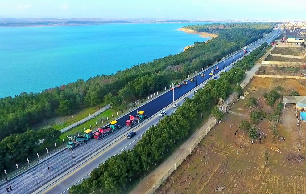 M1 magistralının 16-30-cu kilometrlik hissəsində təmir-bərpa işlərinin ilk hissəsi yekunlaşır VİDEO