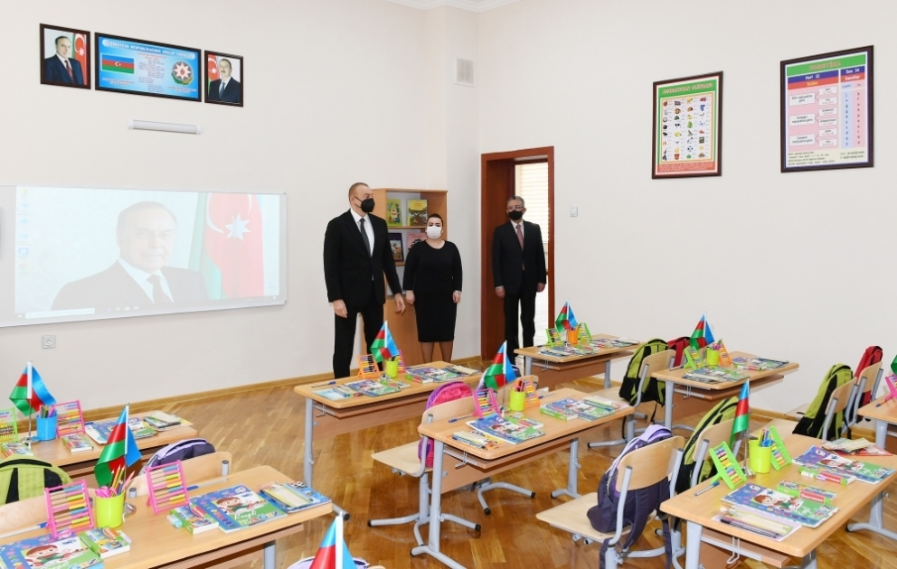 Prezident İlham Əliyev Sabunçu və Suraxanı rayonlarında yenidən tikilən məktəblərdə yaradılan şəraitlə tanış olub  YENİLƏNİB-1 VİDEO