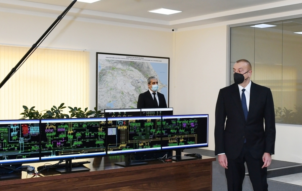 Präsident Ilham Aliyev weiht Umspannwerke "Khirdalan" im Stadtteil Abscheron von Baku ein VIDEO