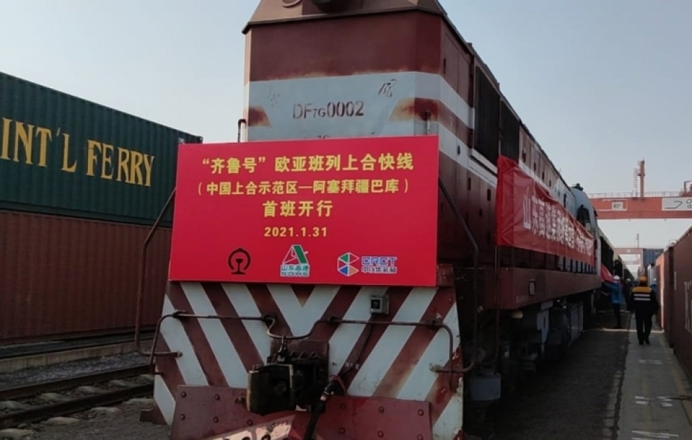 Çinin Çinqdao şəhərindən Bakıya 50 konteynerdən ibarət blok qatarı yola salınıb VİDEO