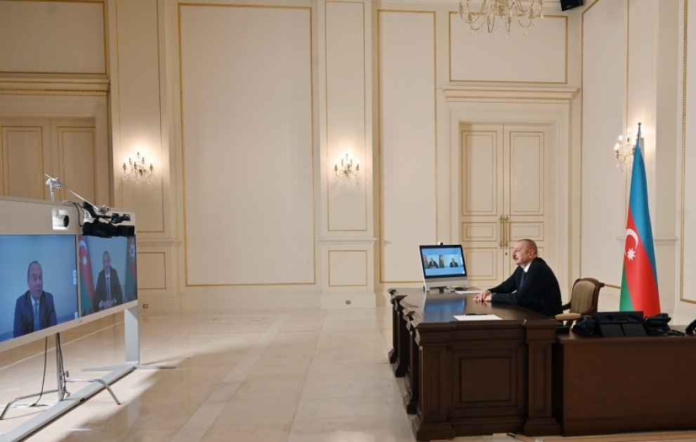 Präsident Ilham Aliyev empfängt den Präsidenten der US-amerikanischen Stiftung für ethnische Verständigung Marc Schneier VIDEO