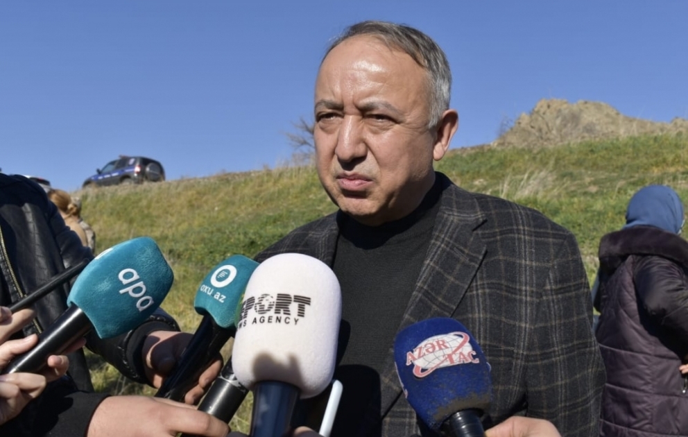 Посол Амануллах Джейхун: Я не смог сдержать слезы при виде разрушенных могил в Джабраиле ВИДЕО