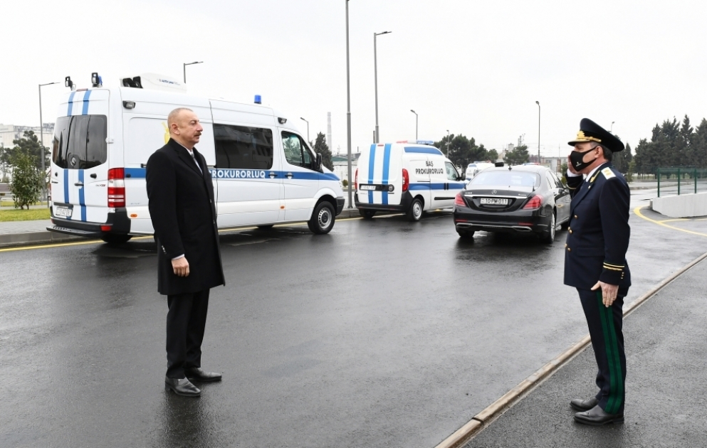 Präsident Ilham Aliyev besucht neues Verwaltungsgebäude der Generalstaatsanwaltschaft VIDEO