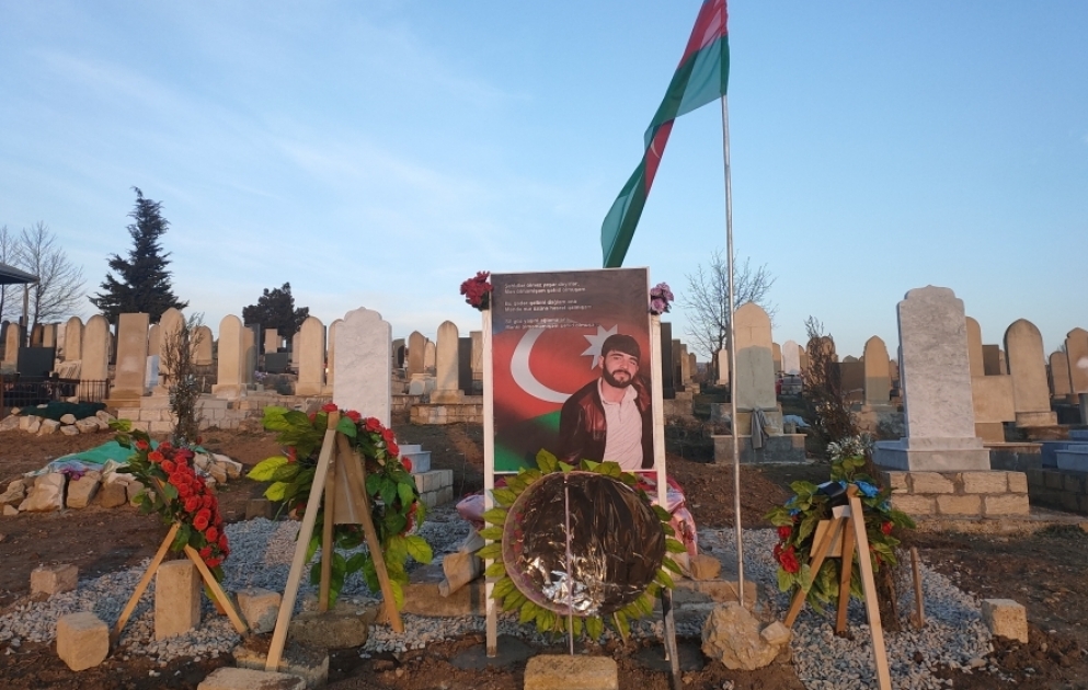 Şəhid bacısı: Qardaşım şəhid olacağını qabaqcadan hiss edərək, hər kəslə halallaşmışdı...VİDEO