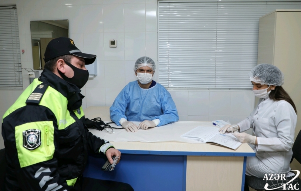 Yaxın günlərdə regionlarda polis əməkdaşlarının vaksinasiyasına başlanılacaq VİDEO