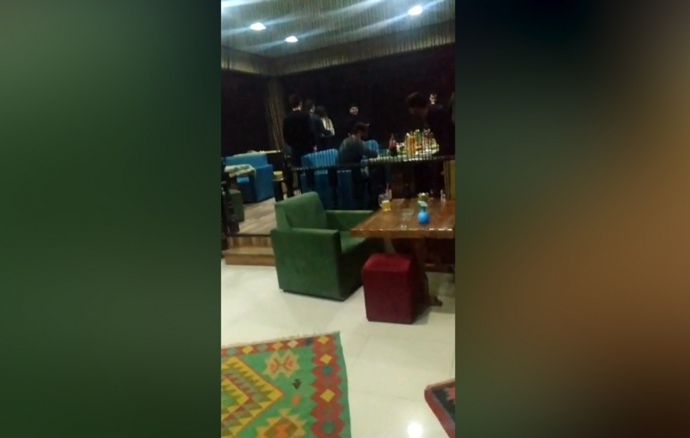 Qubada gecə saatlarında fəaliyyət göstərən çay evi aşkarlanıb VİDEO