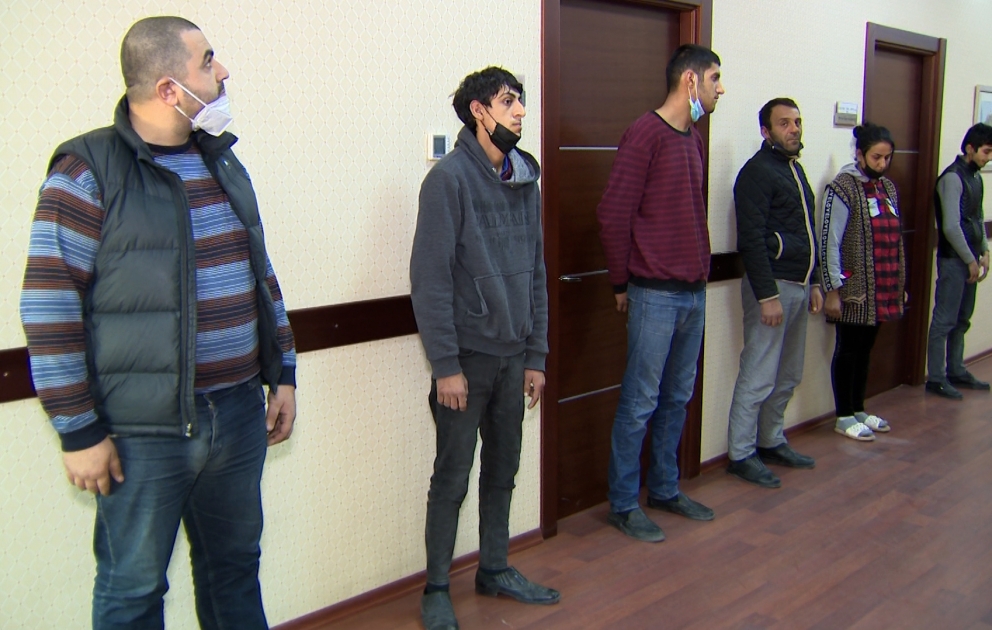 Suraxanı rayonunda 30-dan çox evdən oğurluq edən dəstə üzvləri saxlanılıblar VİDEO
