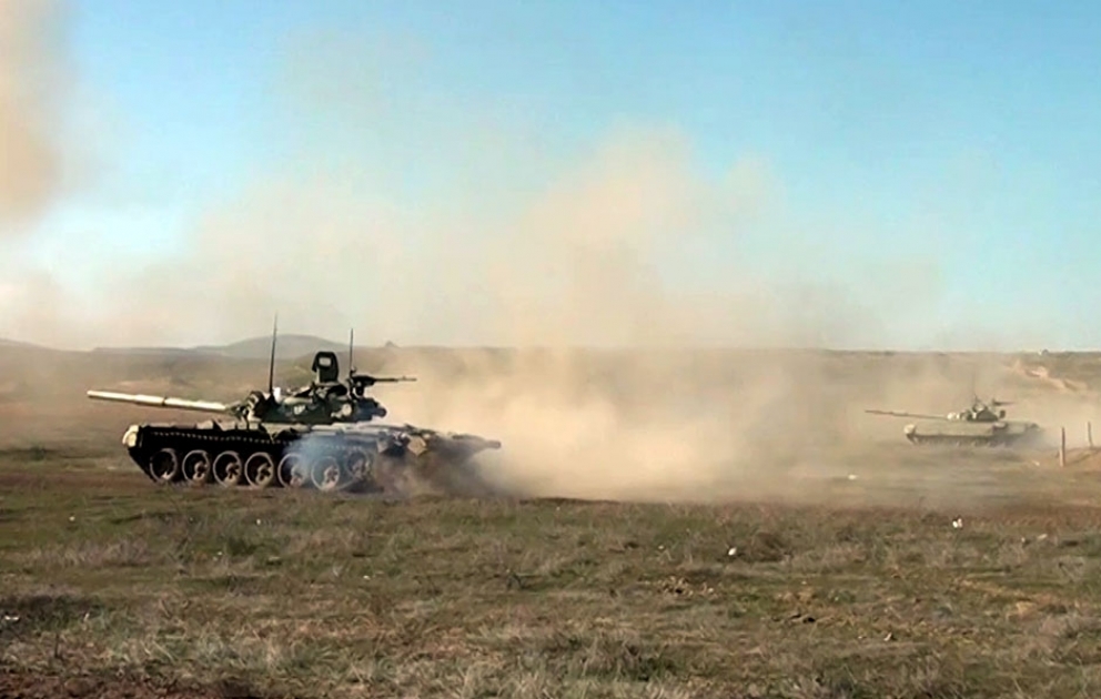 Azerbaijani tankmen conduct first combat fires in new training year VIDEO