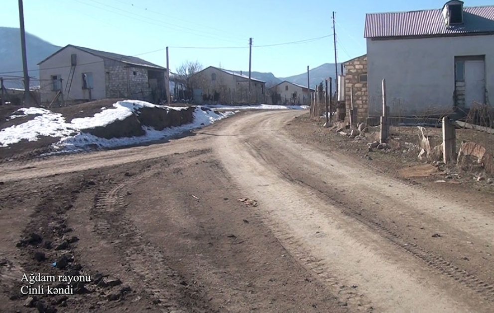 Videoaufnahmen aus dem befreiten Dorf Jinli in Aghdam Region veröffentlicht VIDEO