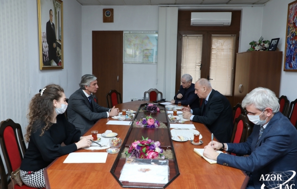 Head of Russian Information and Cultural Center visits AZERTAC VIDEO