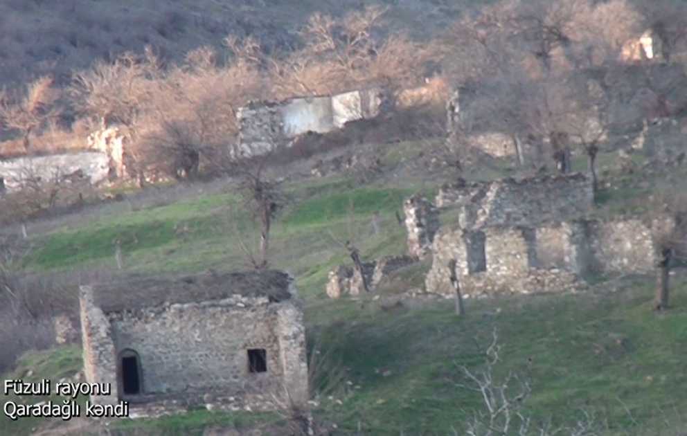 Verteidigungsministerium: Videoaufnahmen aus dem befreiten Dorf Garadaghli im Bezirk Füsuli VIDEO
