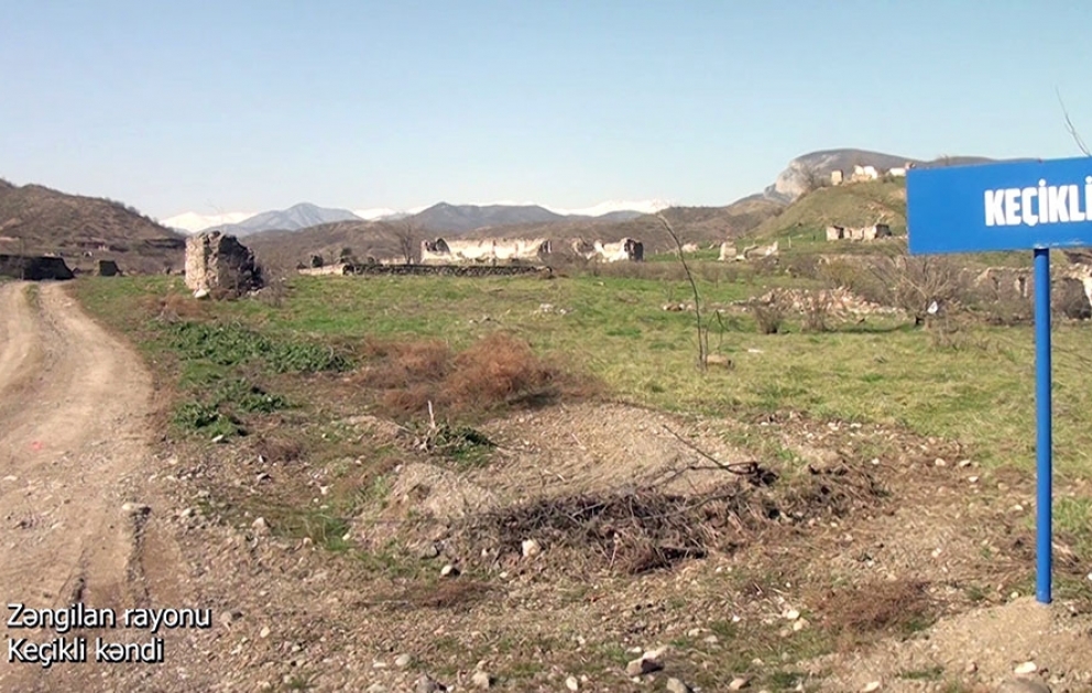 Le ministère de la Défense diffuse une vidéo du village de Ketchikli de la région de Zenguilan VIDEO